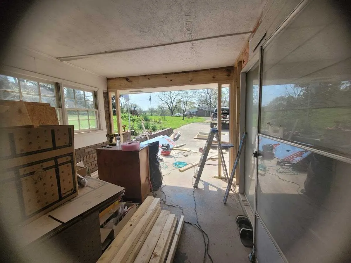 Air movers and dehumidifier for Water Mitigation Services in Pine Castle